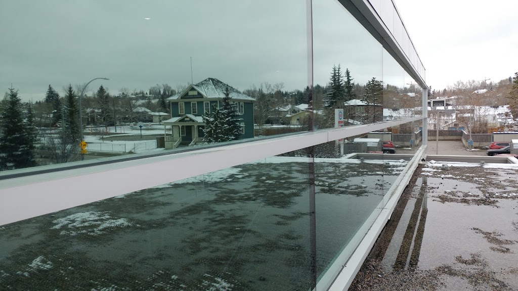 MaxCleanZone | 2308 b 19 St SW, Calgary, AB T2T 4X2, Canada | Phone: (587) 316-7255