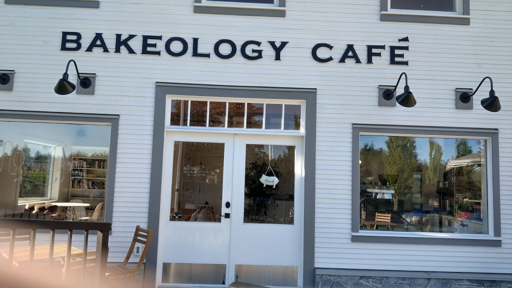 Bakeology Cafe | 998 Gorge Rd W, Saanich, BC V9A 0G8, Canada | Phone: (250) 590-6455