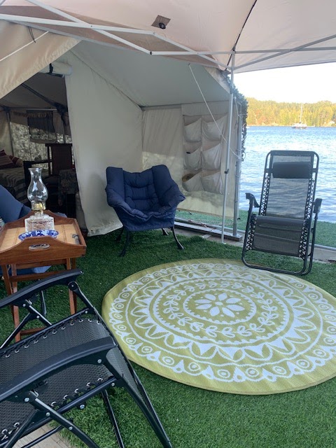 Friends of Mine Float Camp | On the water, Secret Cove, BC V0N 1Y2, Canada | Phone: (604) 710-6747