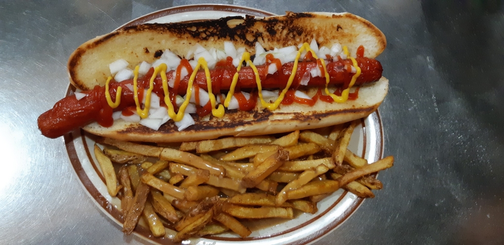 Knuckleheads Bar & Grill | 6092 Main St, Niagara Falls, ON L2G 5Z9, Canada | Phone: (289) 296-2062