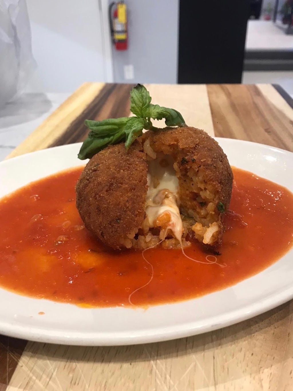 Mercato on Main | 47 Main St S Units 3 & 4, Newmarket, ON L3Y 3Y3, Canada | Phone: (905) 235-6400