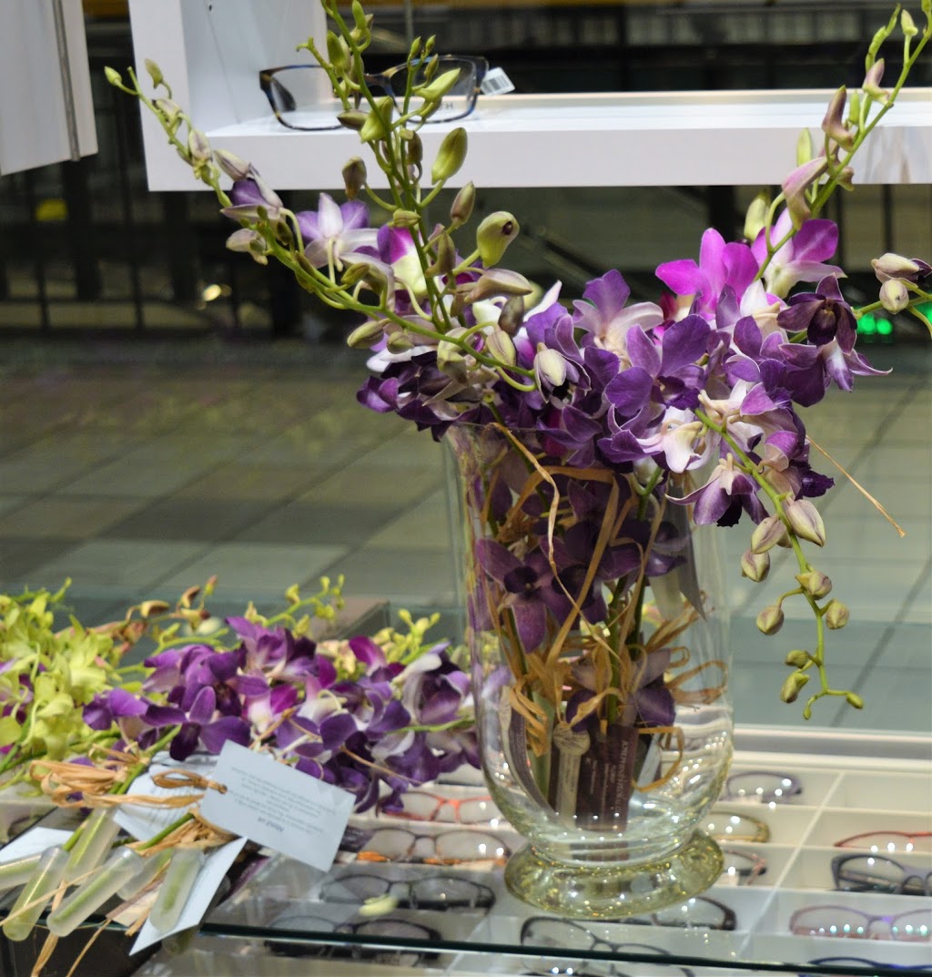 Josephines Floral Expressions | 2208 Hamilton St, New Westminster, BC V3M 2R1, Canada | Phone: (778) 898-3569