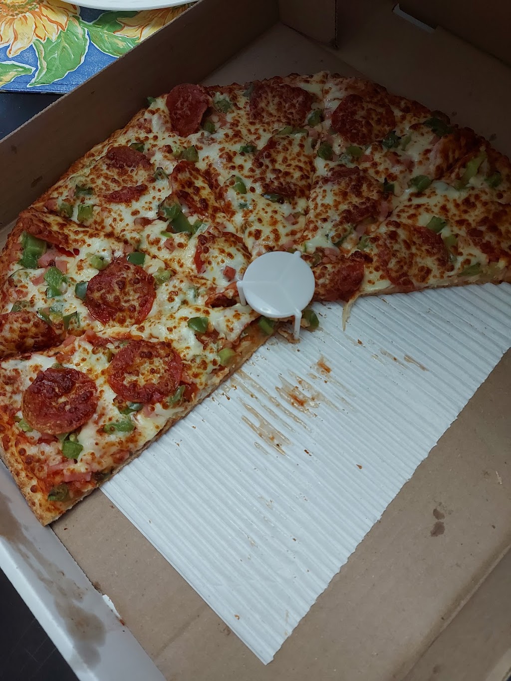 Best City Pizza | Kingsman Plaza 870 Queenston, Boulevard, Woodstock, ON N4T 0M4, Canada | Phone: (519) 539-9900