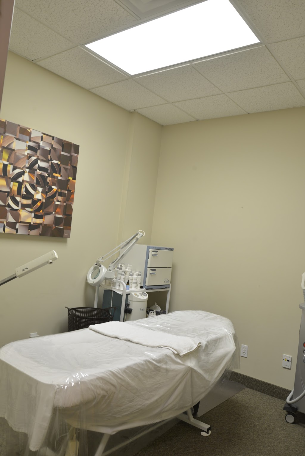 Healthmedica | 1200 Waverley St #8, Winnipeg, MB R3T 0P4, Canada | Phone: (204) 951-6887
