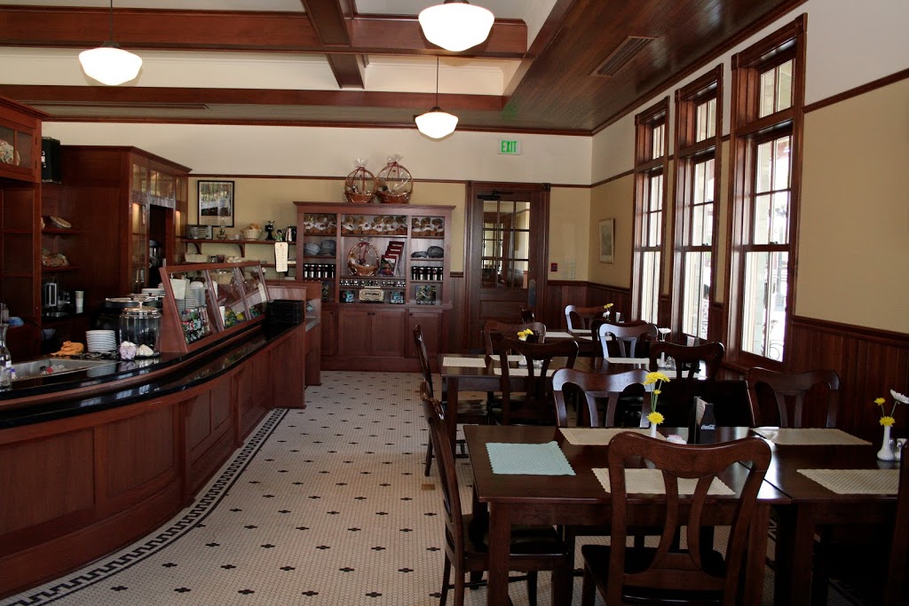 Railway Cafe | 1900 Heritage Dr SW, Calgary, AB T2V 2X3, Canada | Phone: (403) 268-8500
