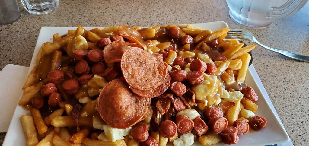 Restaurant Robert B B Q | 2924 Avenue du Pont N, Alma, QC G8E 1R7, Canada | Phone: (418) 662-0306
