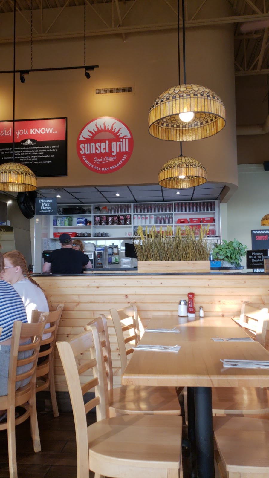 Sunset Grill | 367 Cundles Rd E, Barrie, ON L4M 0G9, Canada | Phone: (705) 737-9004