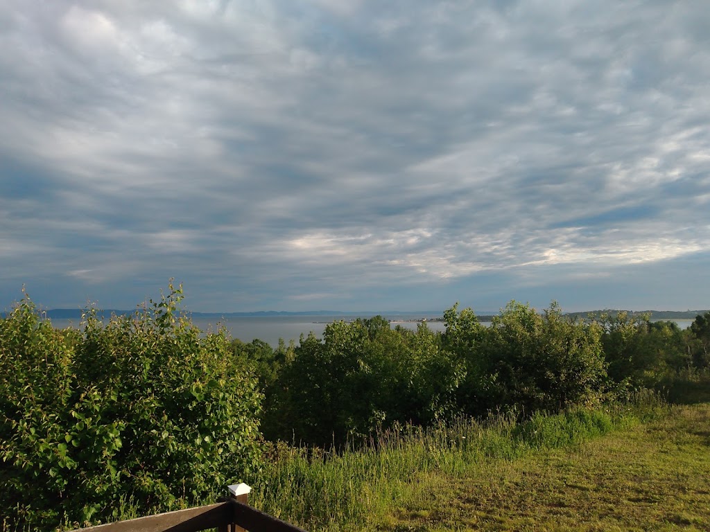 Motel Au Fleuve DArgent | p. 1075, 202 Rue Fraser c, Rivière-du-Loup, QC G5R 4C3, Canada | Phone: (418) 862-5315