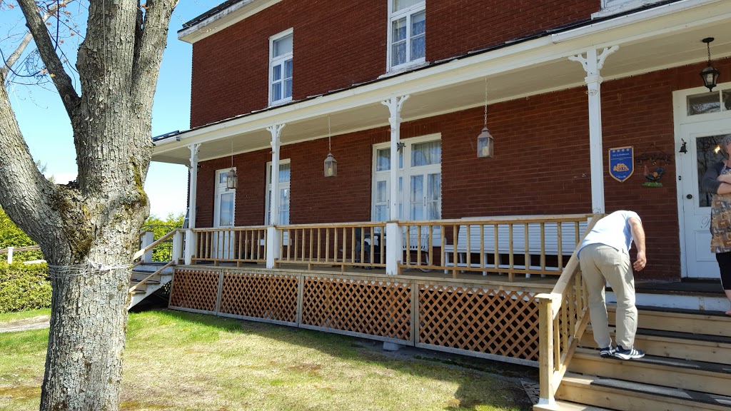 Gîte La Tempérance | 441 Rue de lÉglise, Charette, QC G0X 1E0, Canada | Phone: (819) 221-3462