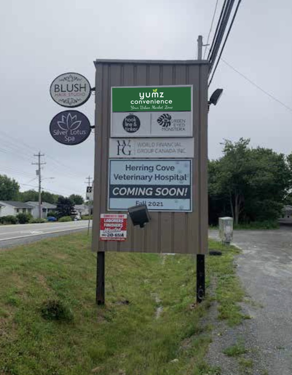 YUMZ Convenience (Your Urban Market Zone) | 751 Herring Cove Rd, Halifax, NS B3R 1Y9, Canada | Phone: (902) 479-3716