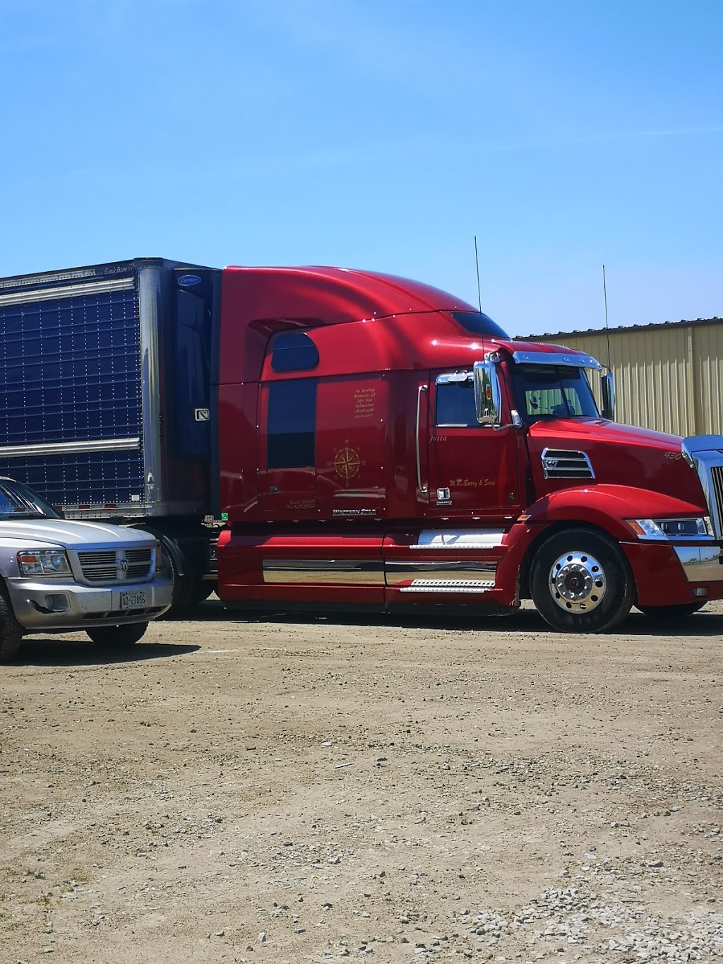 W.R. Barry & Sons | 1657 Road 3 E, Ruthven, ON N0P 2G0, Canada | Phone: (519) 419-1371