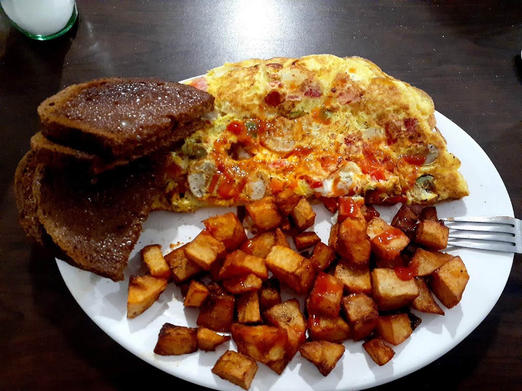 East Side Diner | 268 E Main St, Welland, ON L3B 3W9, Canada | Phone: (289) 820-8638
