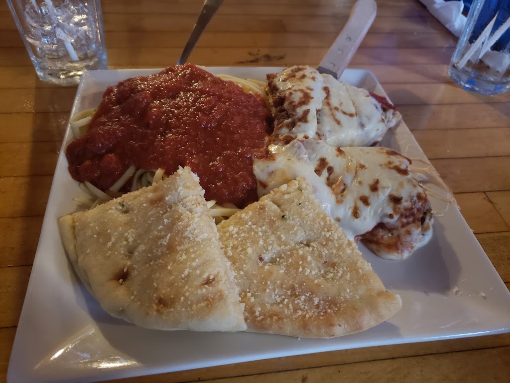 Bass Lake RoadHouse | 4700 Muskoka District Road 169, Foots Bay, ON P0C 1H0, Canada | Phone: (705) 375-5440