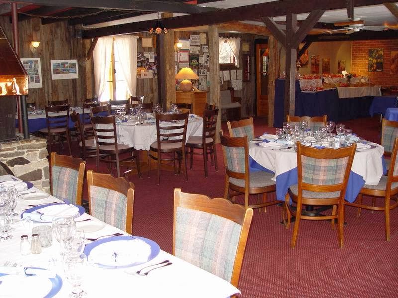 Maison Du Défricheur (La) | 976 Montée du Bois-Franc, Très-Saint-Rédempteur, QC J0P 1P1, Canada | Phone: (450) 451-5809