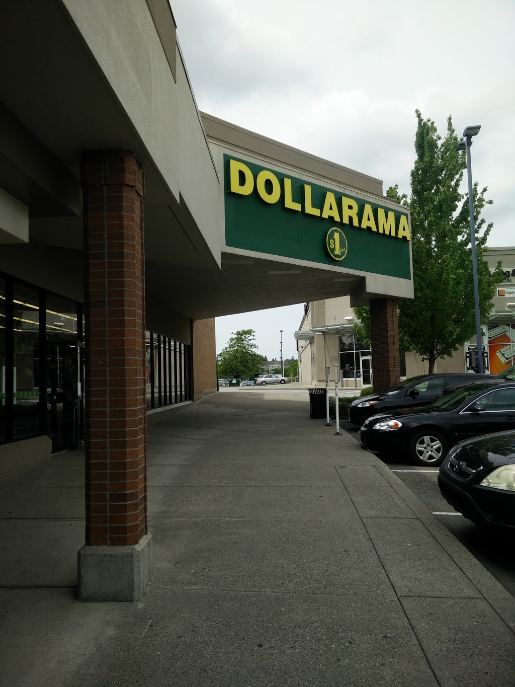 Dollarama | 6339 200 St, Langley City, BC V2Y 1A2, Canada | Phone: (604) 532-9272