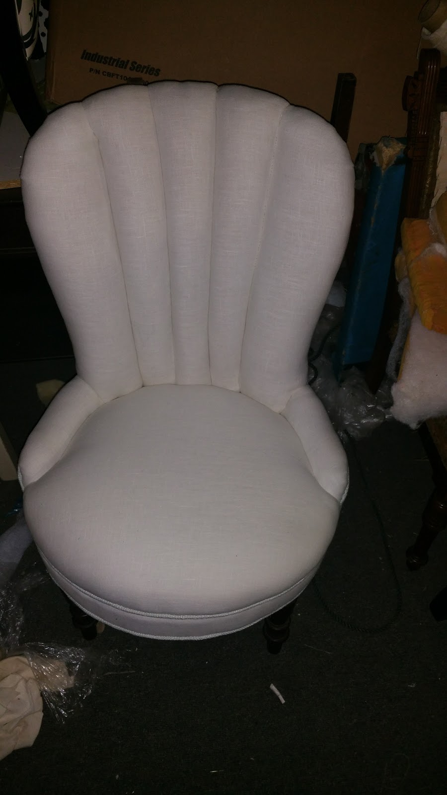 Robbys Custom Upholstery | furniture store | 80 Colville Rd, North York, ON M6M 2Y4, Canada | 4166147791 OR +1 416-614-7791