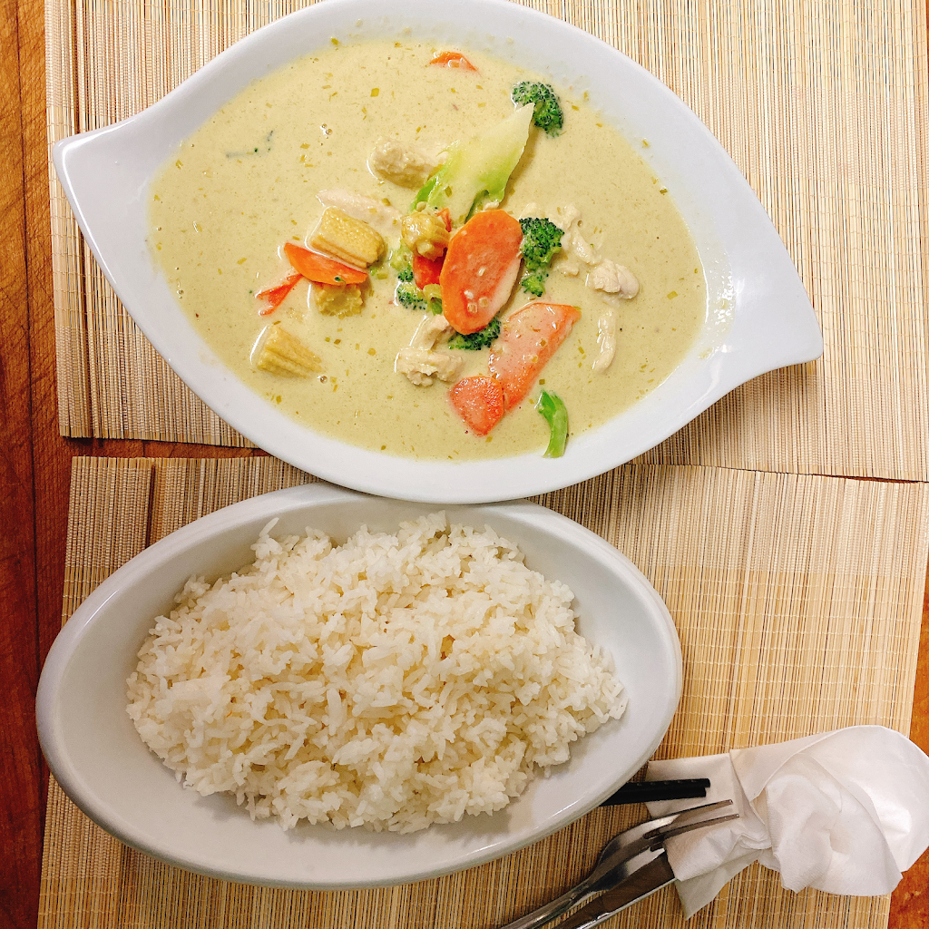 Weyburn Noodle House | 304 1 Ave SE, Weyburn, SK S4H 1W6, Canada | Phone: (306) 842-8808