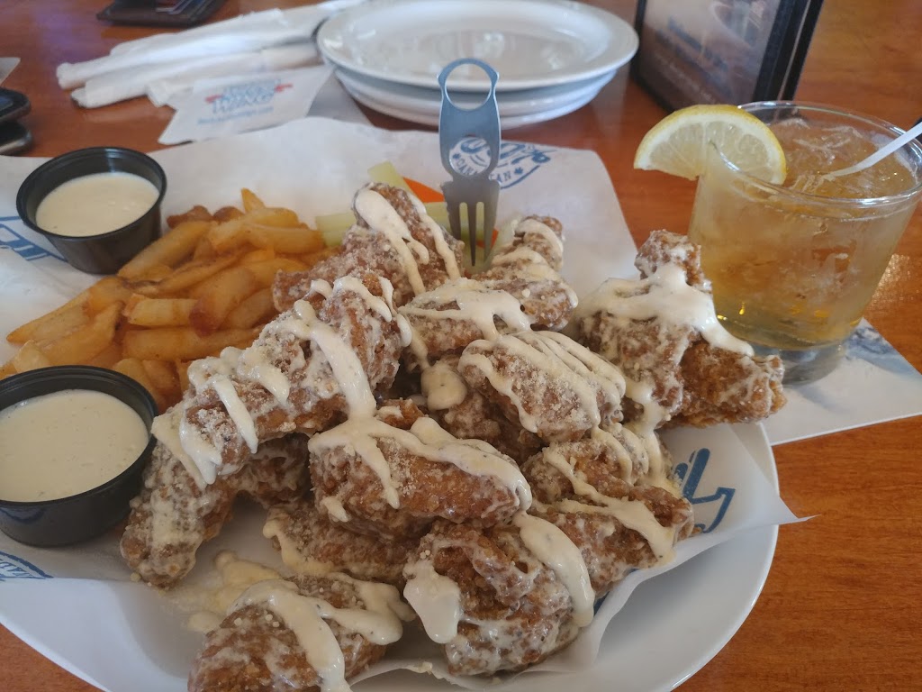 Wild Wing | 2051 Winston Park Dr, Oakville, ON L6H 6P5, Canada | Phone: (289) 644-2443