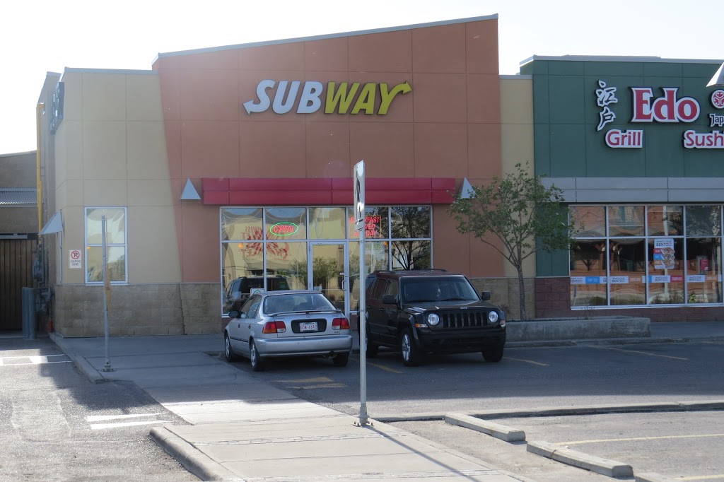 Subway | 11658, 120 Sarcee Trail NW Bldg. E305, Unit No, Calgary, AB T3R 0A1, Canada | Phone: (403) 295-7550