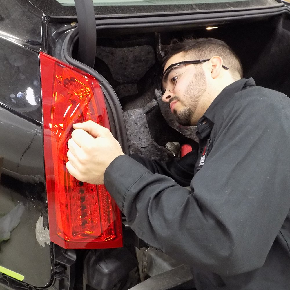 Assured Automotive | 290 Dundas St E, Mississauga, ON L5A 1W9, Canada | Phone: (416) 473-7858