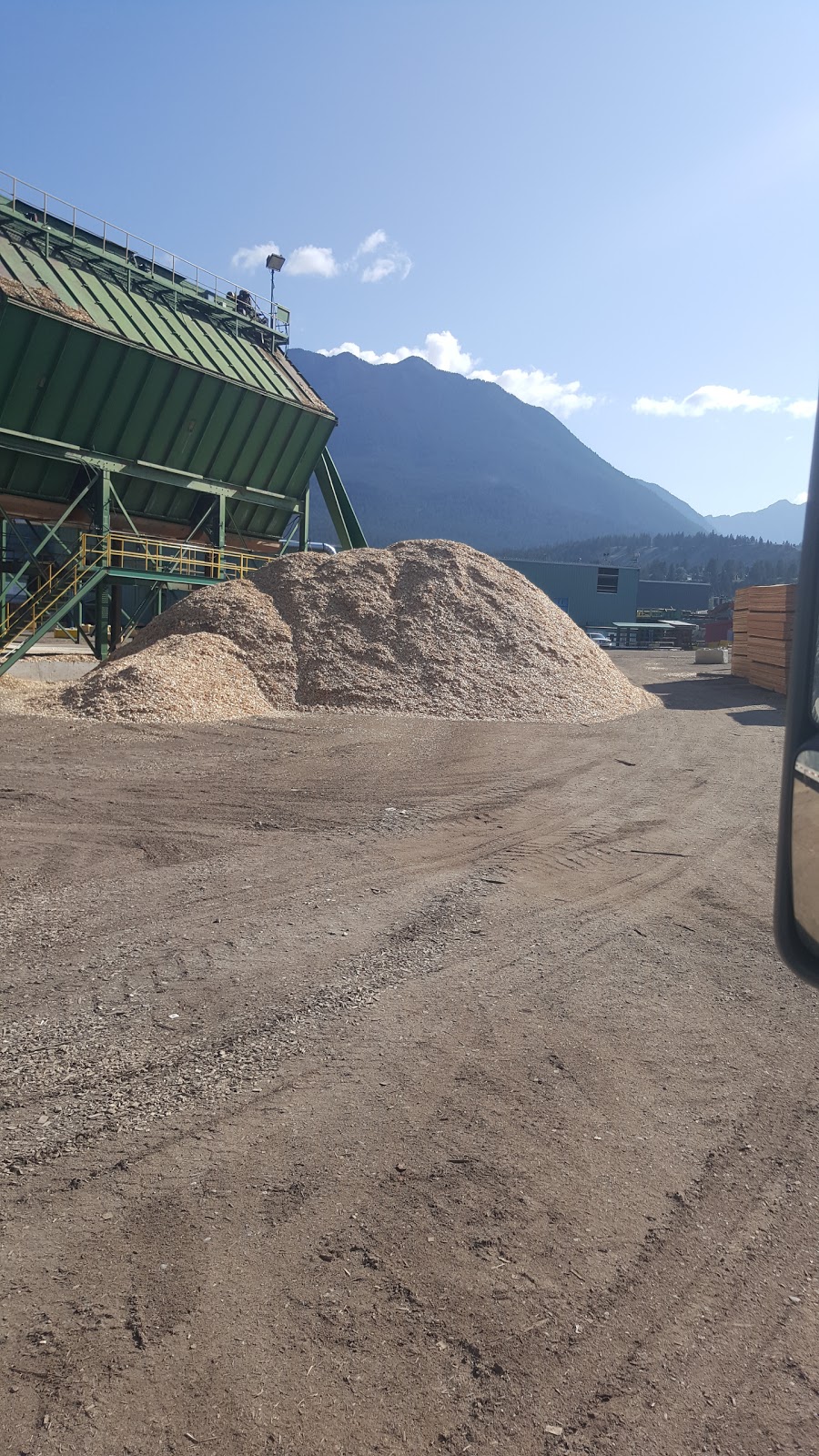 Canfor - Radium | 4685 Forsters Landing Rd, Radium Hot Springs, BC V0A 1M0, Canada | Phone: (250) 347-9611