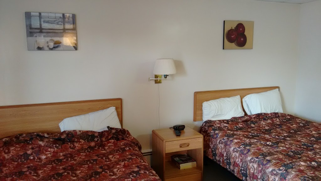 Cinderella Motel & Campground | 2797 Grand Island Blvd, Grand Island, NY 14072, USA | Phone: (716) 773-2872