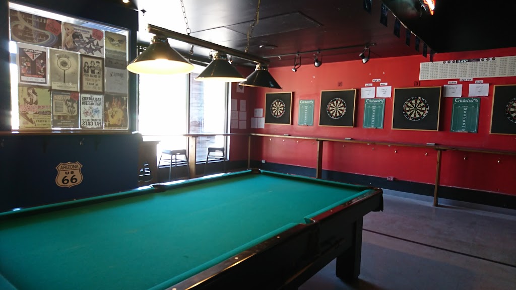 Hacks Taps & Grill | 101 Hazelglen Dr #1, Kitchener, ON N2M 5A2, Canada | Phone: (519) 744-2839