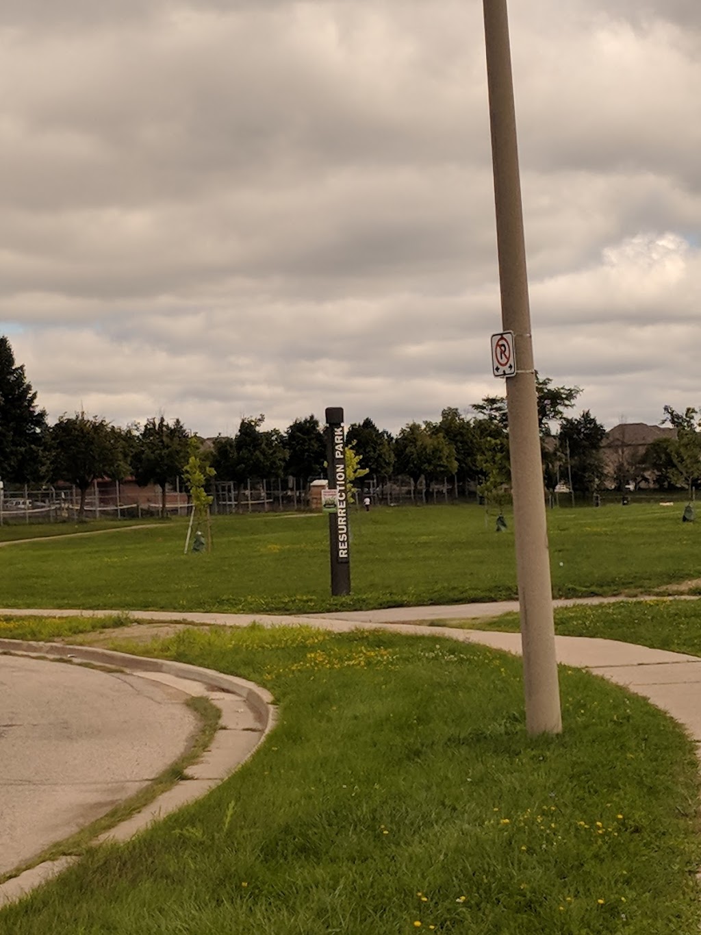 Resurrection Park | Highland West, Kitchener, ON N2N, Canada