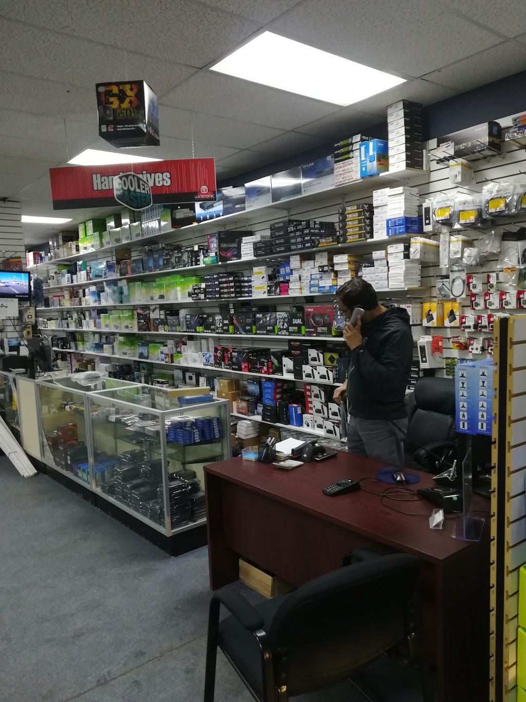 Wintronic Computers Plus | 572 Niagara St, Welland, ON L3C 6T8, Canada | Phone: (905) 734-6500