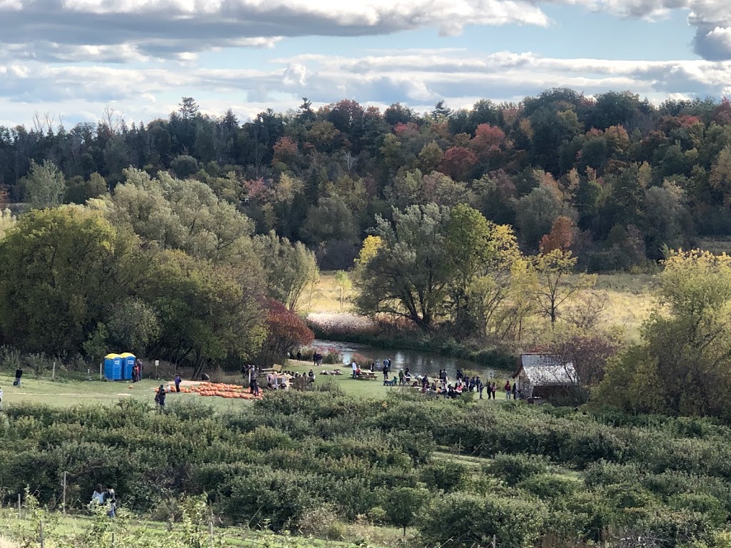 Carl Laidlaw Orchards | 9496 Heritage Rd, Brampton, ON L6X 0A1, Canada | Phone: (905) 456-2095