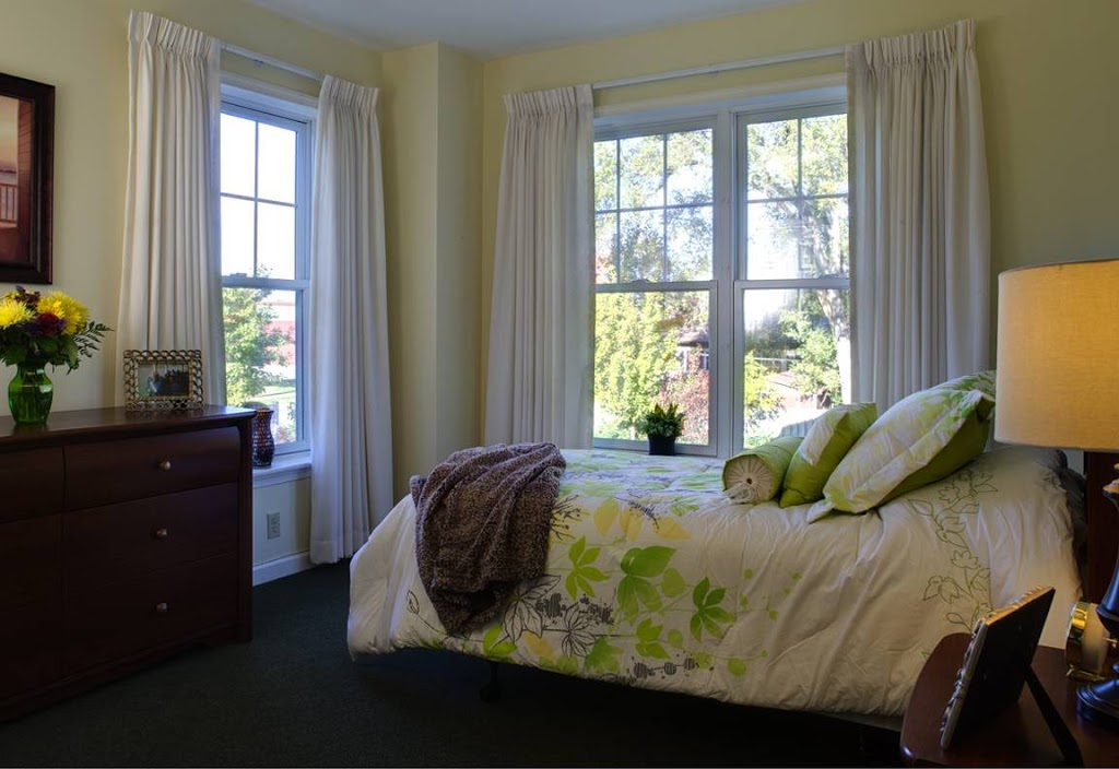 Sunrise of Burlington | 5401 Lakeshore Rd, Burlington, ON L7L 6S5, Canada | Phone: (905) 333-9969