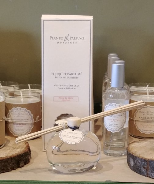 Fleuriste Fleurs De Geneviève | 2882 Boulevard du Curé-Labelle, Prévost, QC J0R 1T0, Canada | Phone: (450) 224-8088