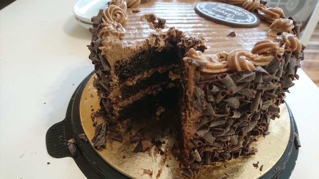 Moodies Bakery | 4552 Queen St, Niagara Falls, ON L2E 6X5, Canada | Phone: (905) 358-8288
