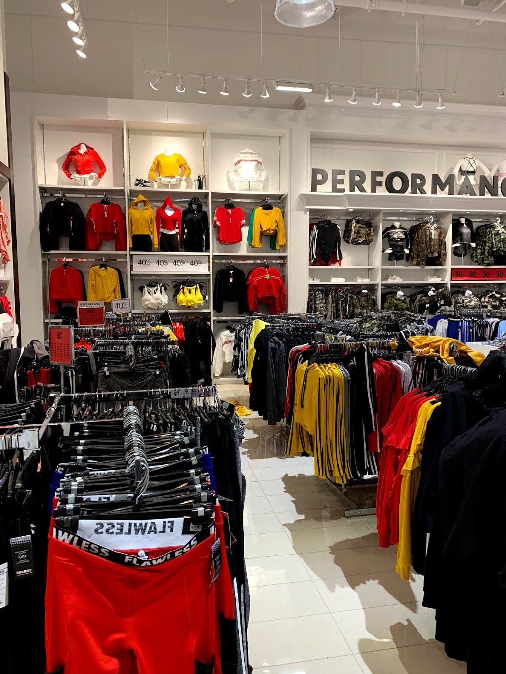 Urban Planet | anchor N, 5000 Canoe Pass Way, Tsawwassen, BC V4M 0B3, Canada | Phone: (604) 946-3877