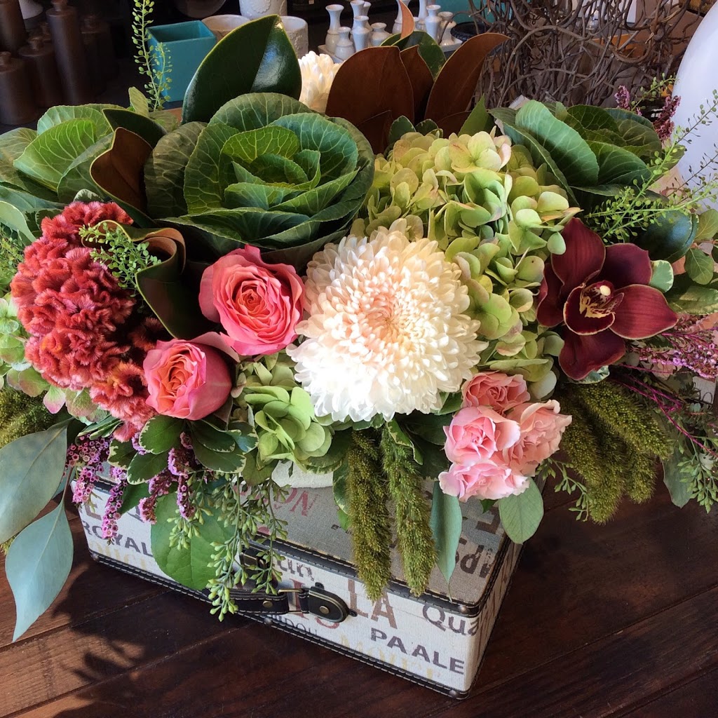 WISTERIA FLORAL DESIGN | 7368 Yonge St, Thornhill, ON L4J 8H9, Canada | Phone: (905) 763-1700