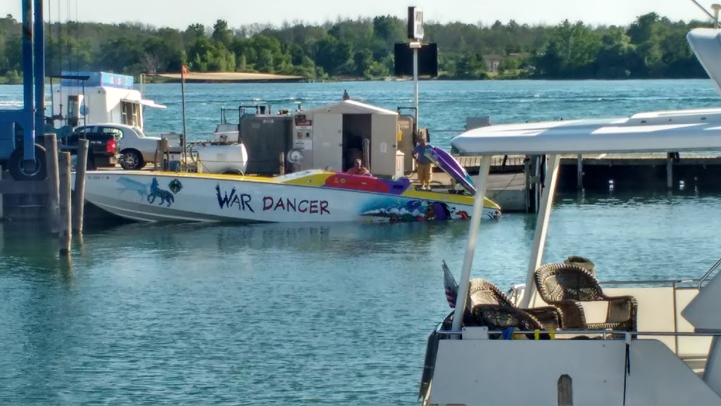 Mid River Marina Inc | 3670 River Rd, Tonawanda, NY 14150, USA | Phone: (716) 875-7447