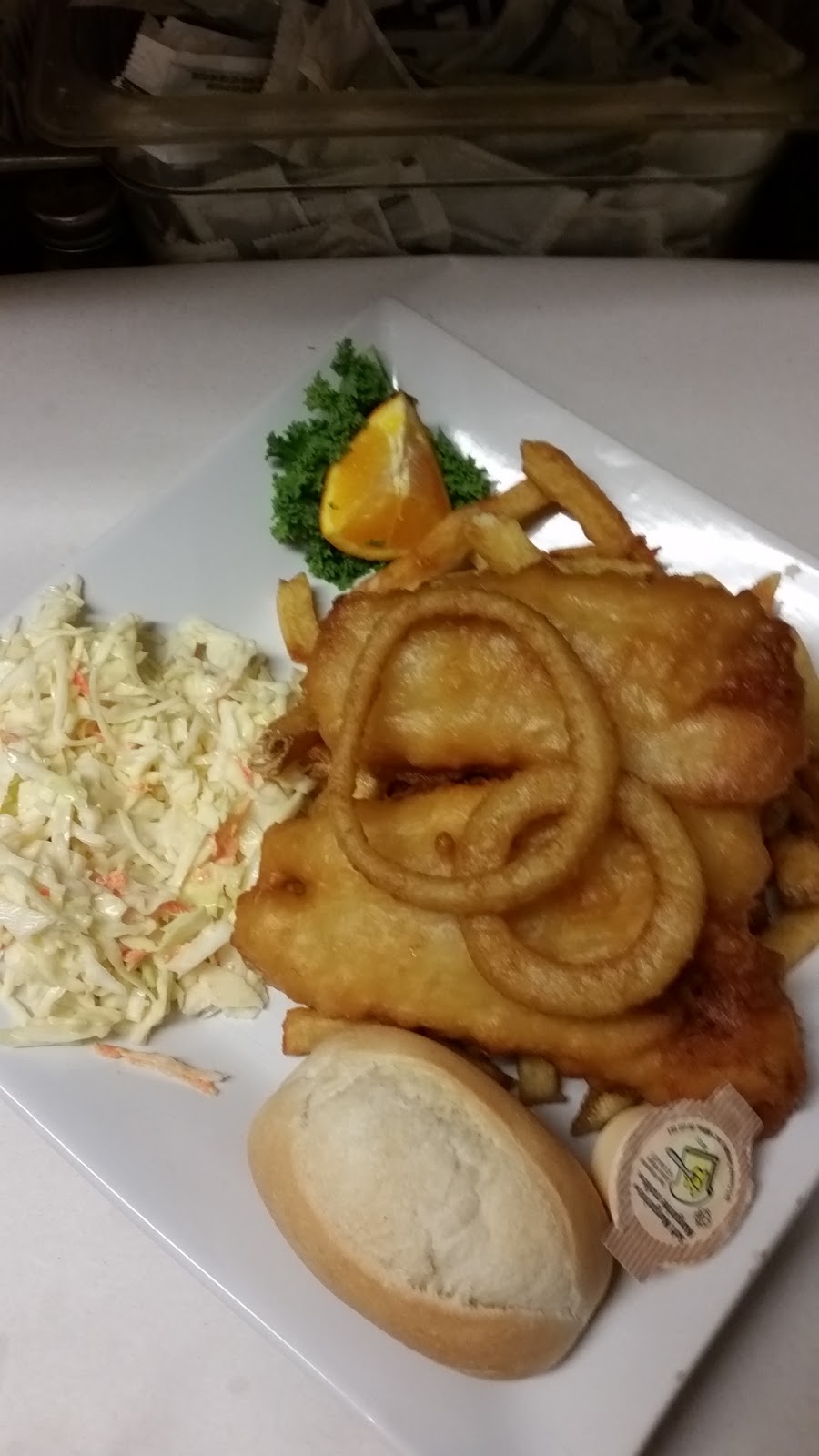Golden Fish & Chips | 684 St David St N, Fergus, ON N1M 2K8, Canada | Phone: (519) 843-2740