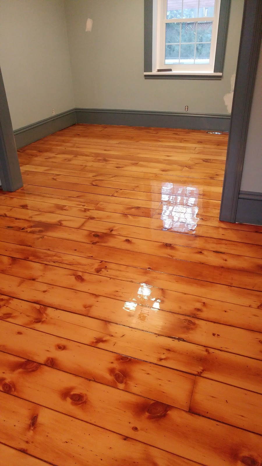 The Flooring Factory | 186 Rosedale Ave, Hamilton, ON L8K 4N5, Canada | Phone: (905) 570-5701