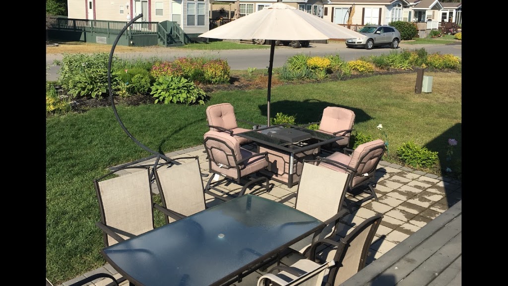 Deluxe Lakeview cottages Sherkston Shores Resort 490 Empire Rd