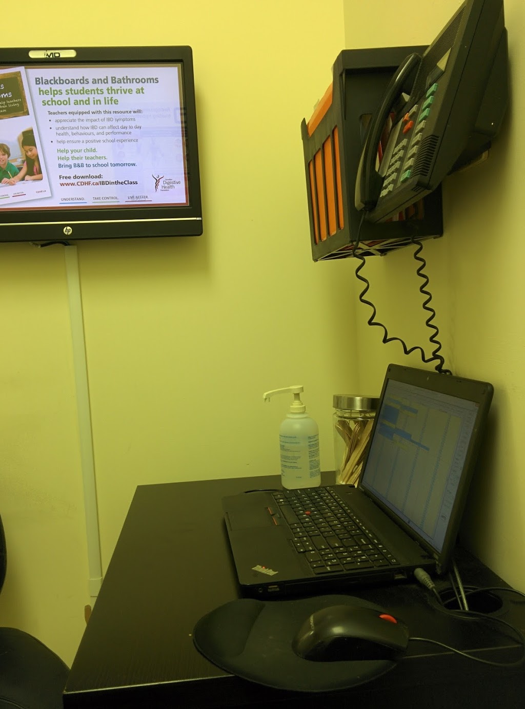 Warden Family Practice & Walk In | 3502 Danforth Ave, Scarborough, ON M1L 1E1, Canada | Phone: (647) 984-6172