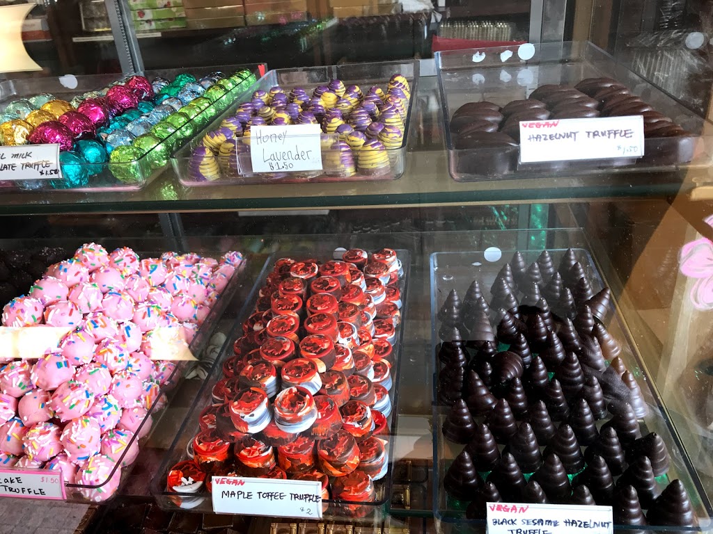 Sweet Olenkas | 2790 Lake Shore Blvd W, Etobicoke, ON M8V 1H5, Canada | Phone: (416) 521-7444