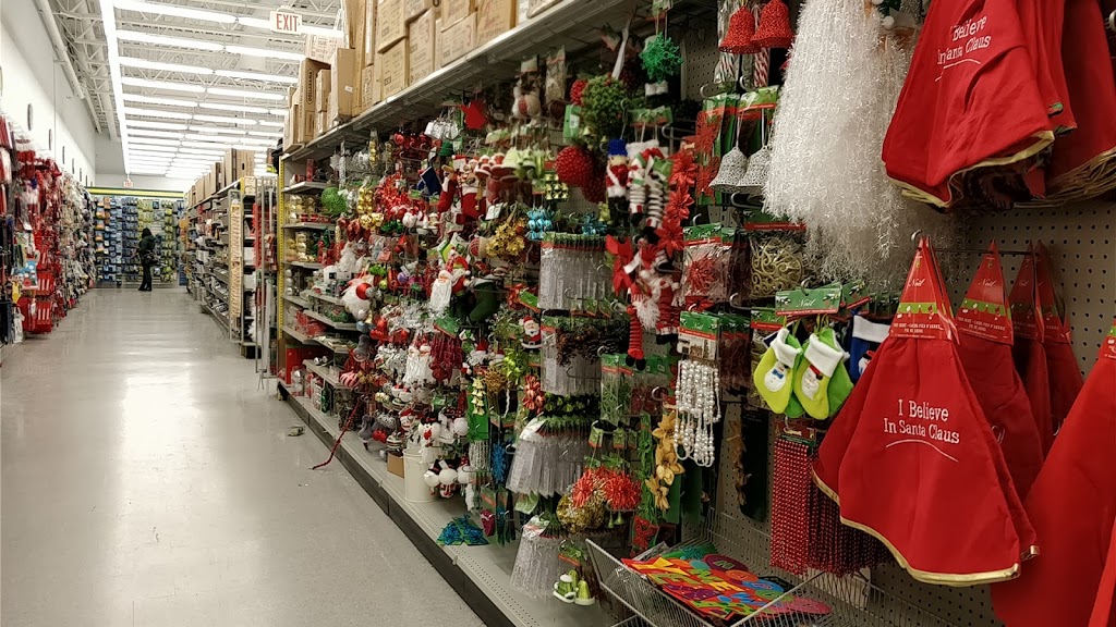 Dollarama | 1341 Main St, North Vancouver, BC V7J 1C5, Canada | Phone: (604) 924-5061