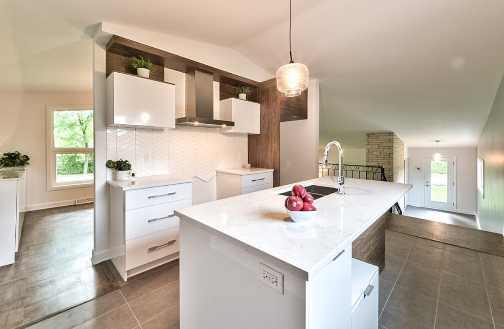 R de vie | 14 Rue J. L. Leduc, Sainte-Victoire-de-Sorel, QC J0G 1T0, Canada | Phone: (450) 494-9768