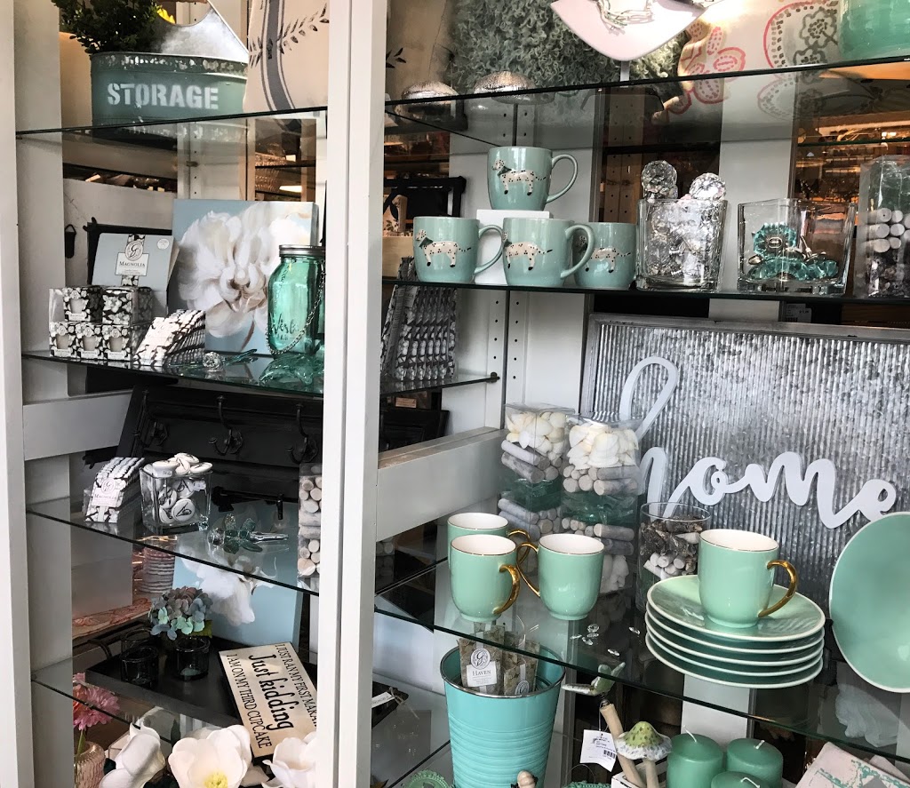 Benjamin Moore Paints Newcastle Home Decor | 80 King Ave E, Newcastle, ON L1B 1H6, Canada | Phone: (905) 987-1575