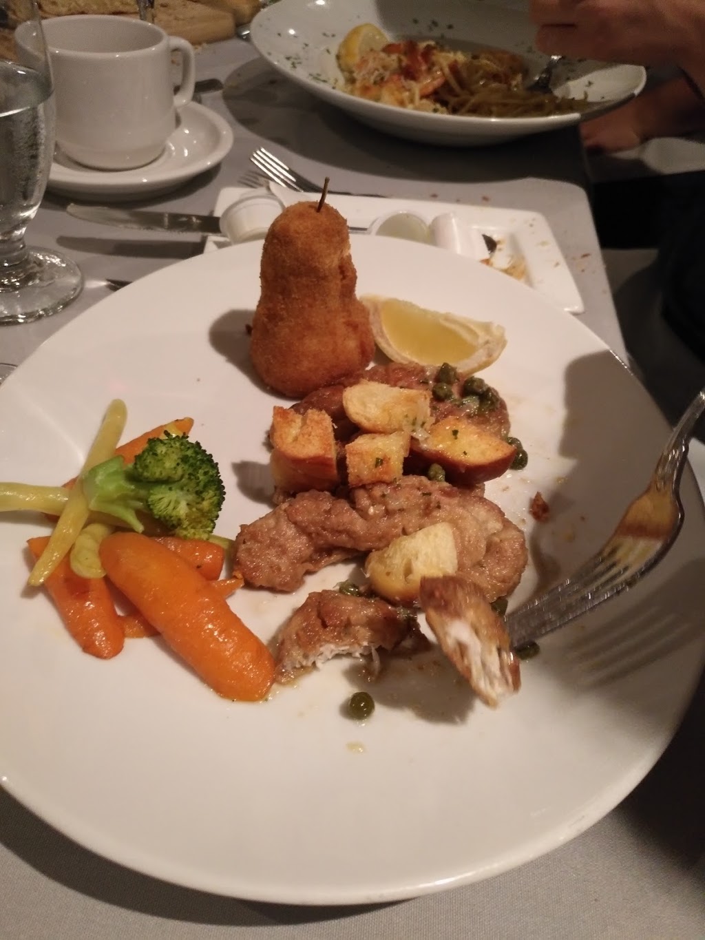 Le Bordelais | 1000 Boul Gouin O, Montréal, QC H3L 1K9, Canada | Phone: (514) 337-3540