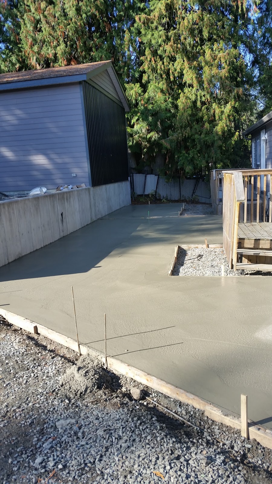 Bills Concrete | 5350 Canoe Beach Dr NE, Canoe, BC V0E 1K0, Canada | Phone: (250) 833-6069