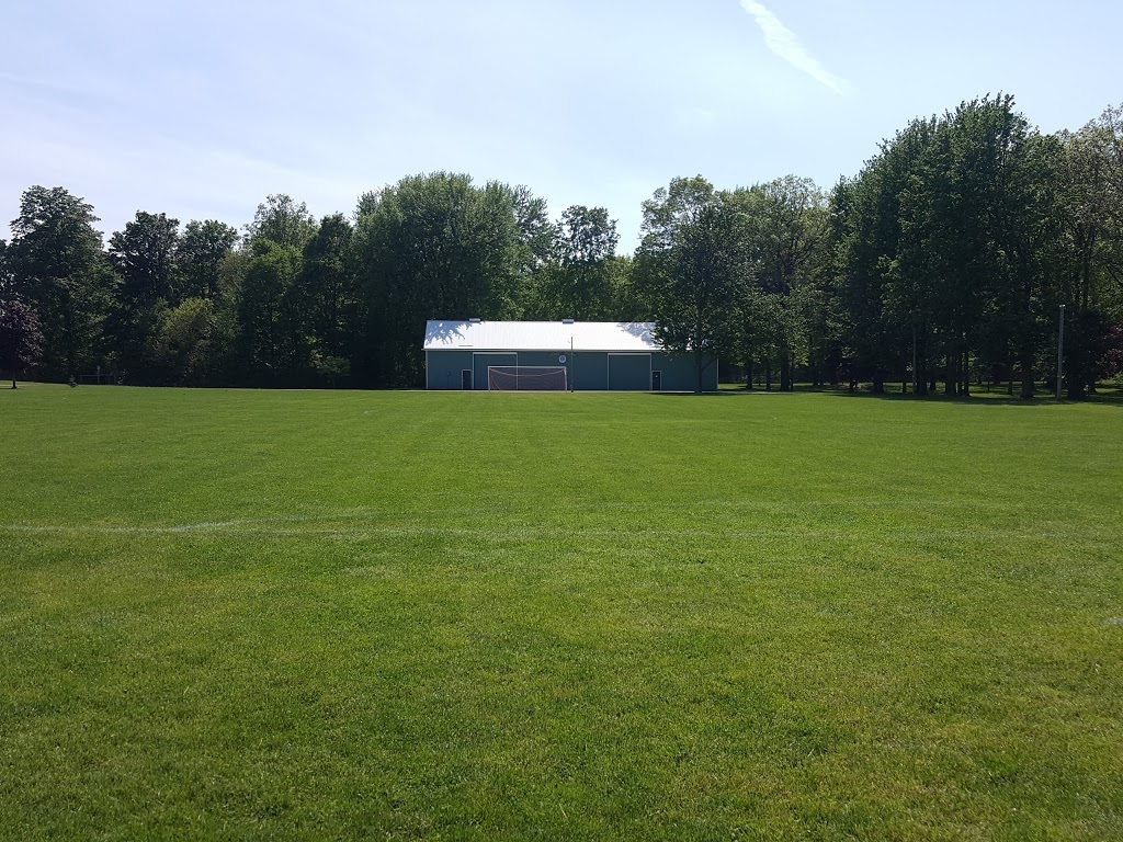 Lions Park Mt. Brydges | Lions Park Dr, Mount Brydges, ON N0L 1W0, Canada | Phone: (519) 659-0000