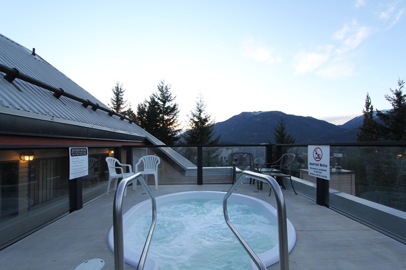 POWDERHORN by Holiday Whistler | 4821 Spearhead Dr, Whistler, BC V0N 1B4, Canada | Phone: (604) 932-2038