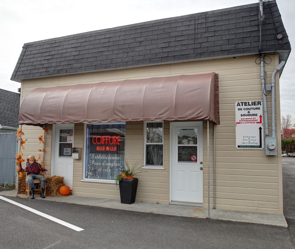 Salon Le Miroir | 1916 Av. Lapierre, Québec, QC G3E 1L6, Canada | Phone: (418) 843-2711