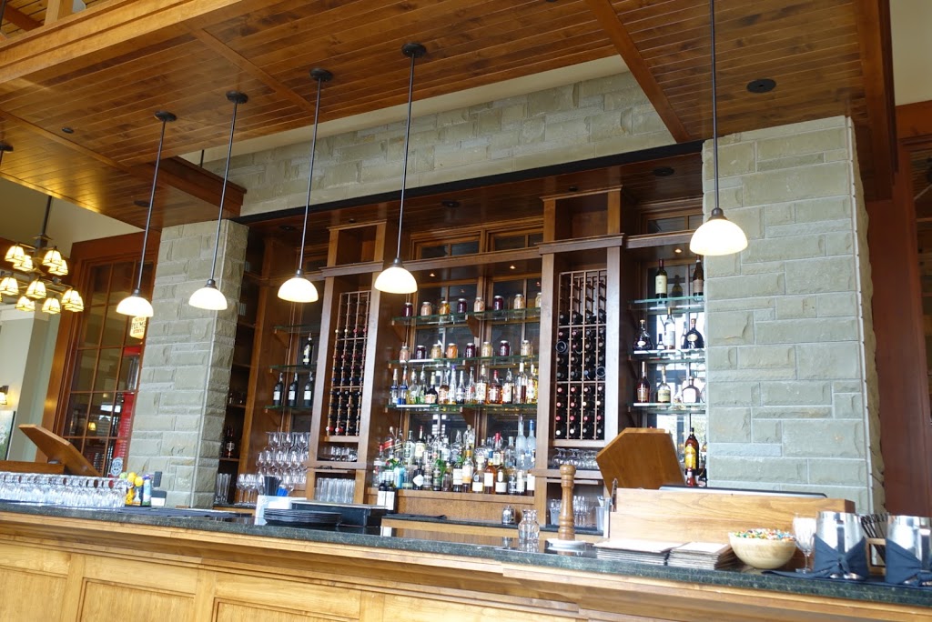 The Selkirk Grille | 1900 Heritage Dr SW, Calgary, AB T2V 1R1, Canada | Phone: (403) 268-8607